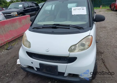 2009 Smart Fortwo Pure/Passion z USA, uszkodzony, nr VIN WMEEJ31X89K221011